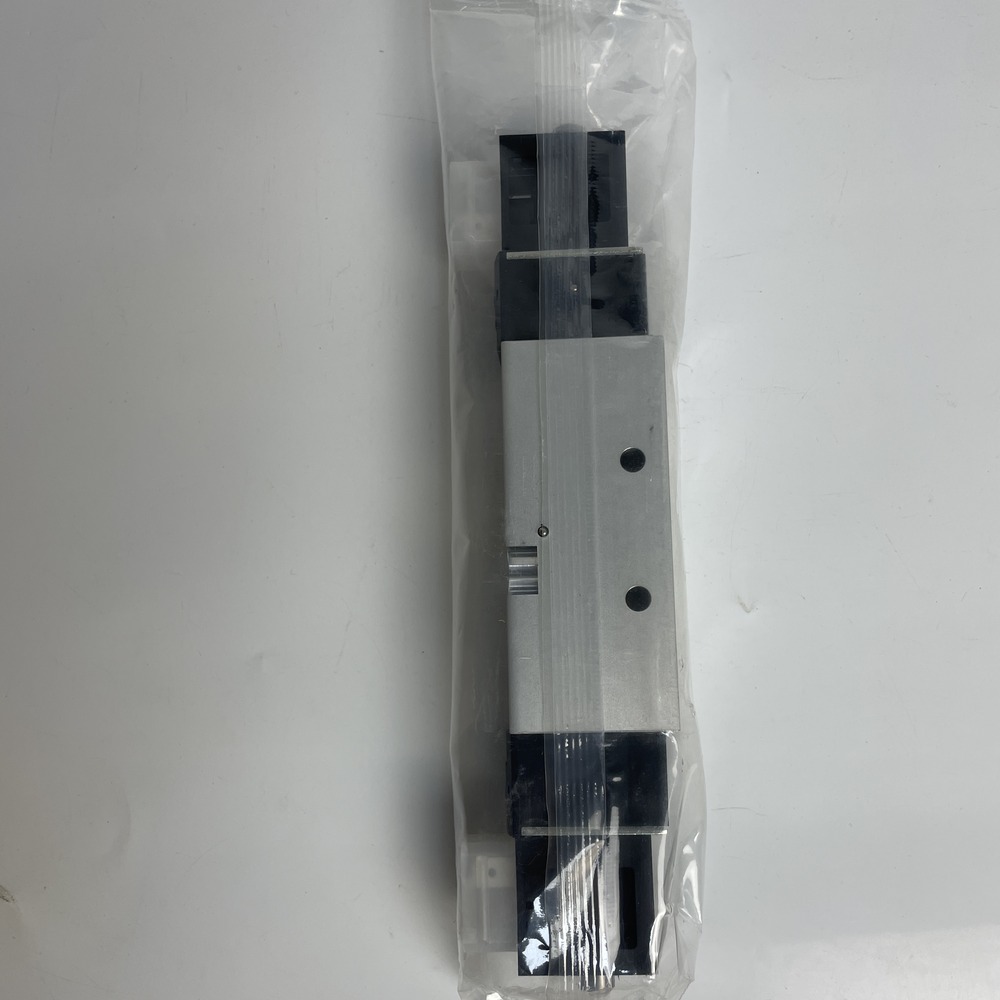 FESTO 费斯托 电磁阀 VUVS-LK30-B52-D-G38-1B2-S 8049882 产品图片