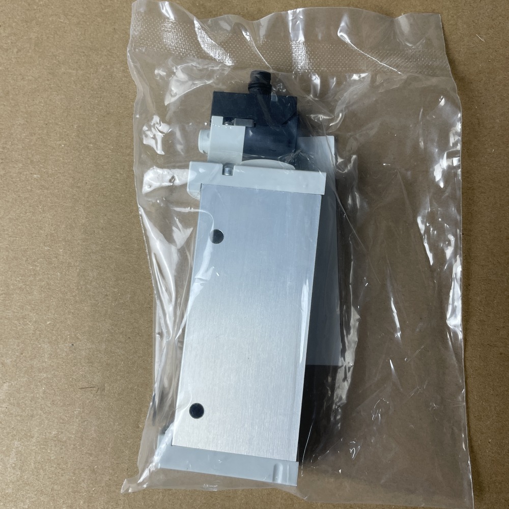FESTO 费斯托 电磁阀 VUVG-L18-M52-MT-G14-1R8L 8031532 产品图片